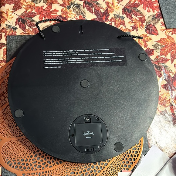 Hallmark Hocus Pocus Sign - Picture 4 of 4